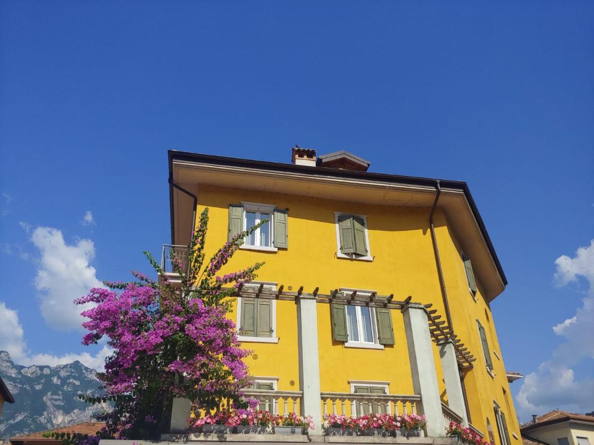 Appartamenti Baia Azzurra 5. Torbole Sul Garda Exterior photo