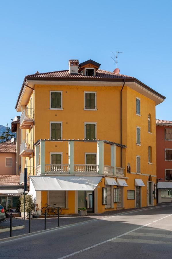 Appartamenti Baia Azzurra 5. Torbole Sul Garda Exterior photo